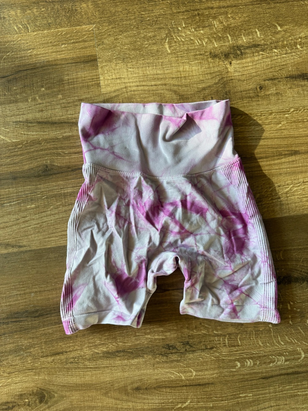 Tie-Dye Pink & White Seamless Bike Shorts